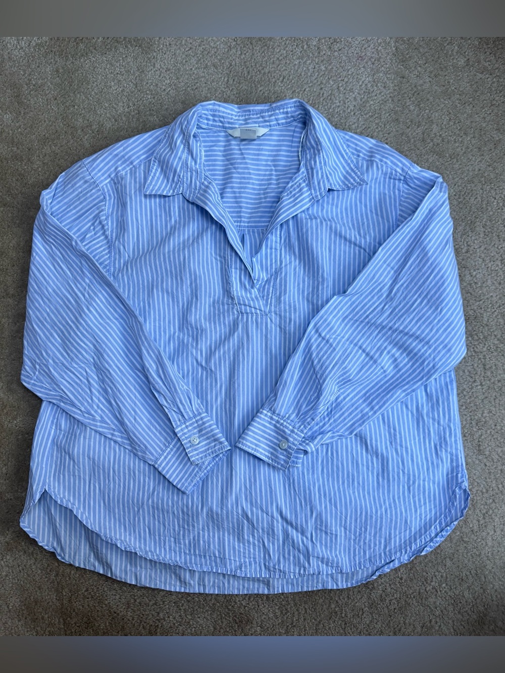 H&M Sz S Lightweight Blue & White Striped Women's Long-Sleeve pullover Blouse.